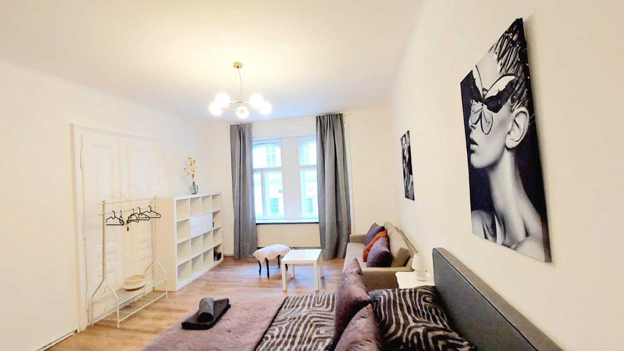 Superior 4 Bedroom Apartamento Viena