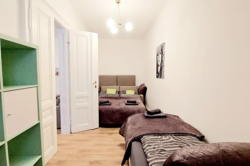 Apartamento Superior 4 Bedroom Viena
